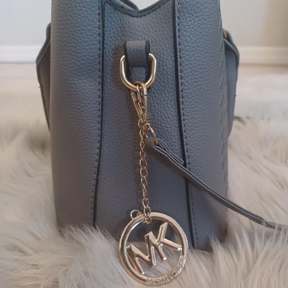 SOLD M - Gray Fashion Satchel Purse Handbag - Picture 6 of 11